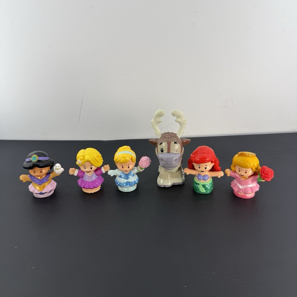 Fisher Price Little People Disney Princess Lot Jasmine Ariel Rapunzel Cinderella
